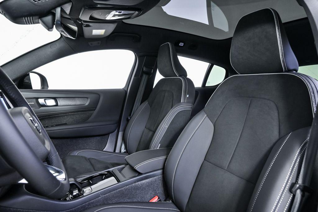 used 2023 Volvo C40 Recharge Pure Electric car, priced at $28,282