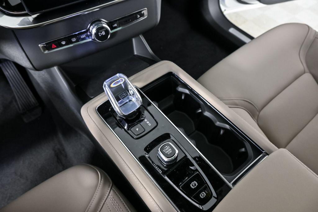 new 2026 Volvo XC90 car, priced at $71,825