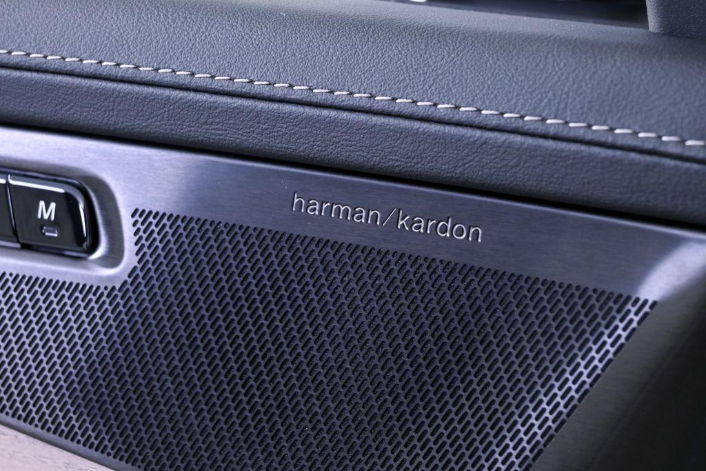 new 2026 Volvo XC90 car, priced at $71,825