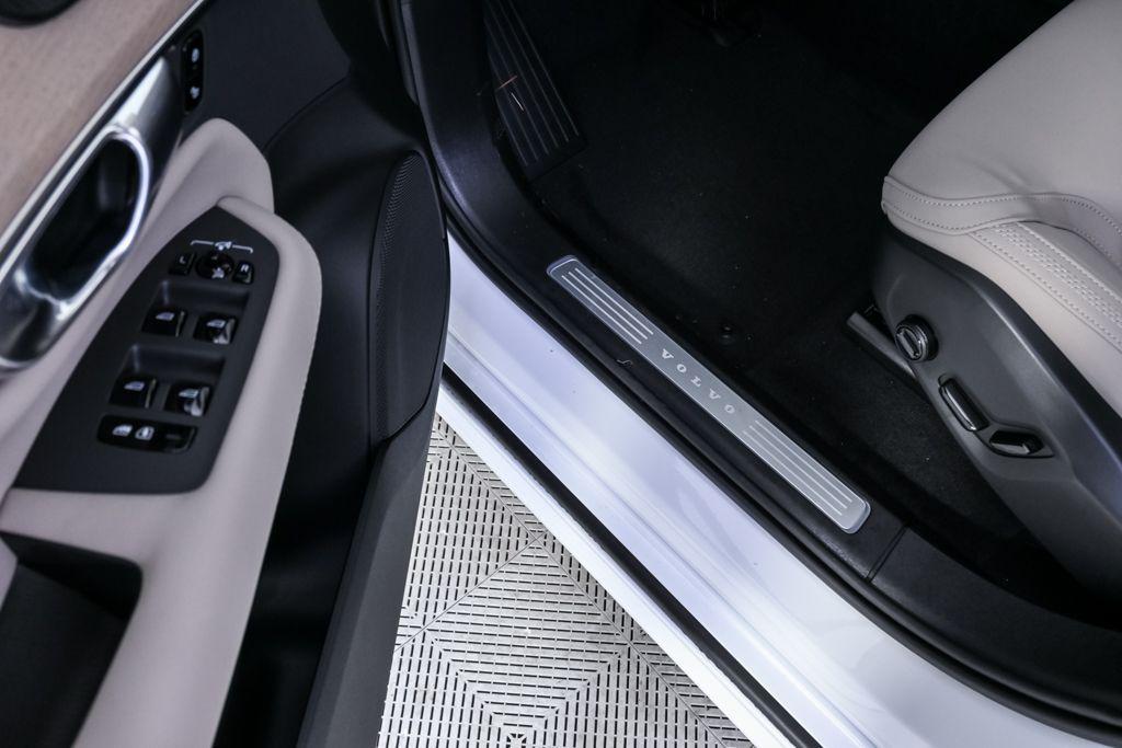 new 2026 Volvo XC90 car, priced at $71,825