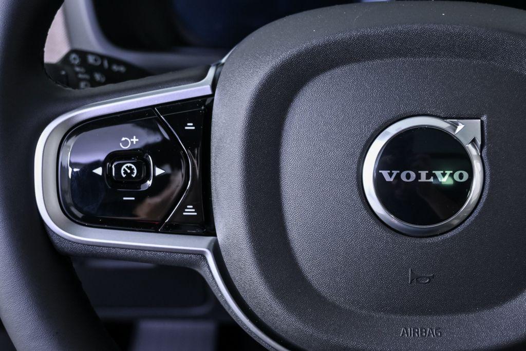 new 2026 Volvo XC90 car, priced at $67,655