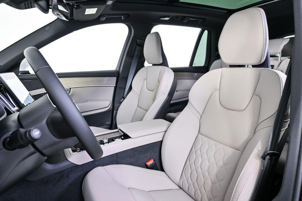 new 2026 Volvo XC90 car, priced at $67,655