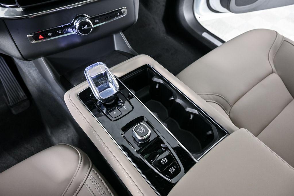 new 2026 Volvo XC90 car, priced at $67,655