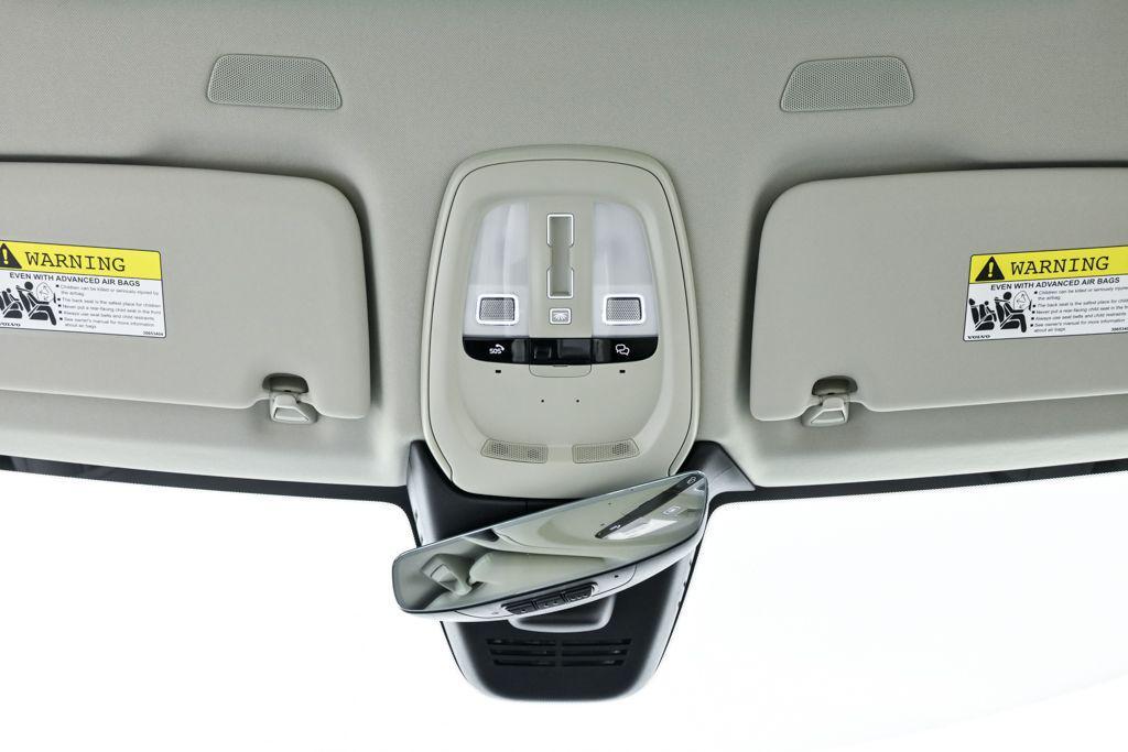 new 2026 Volvo XC60 car, priced at $63,525