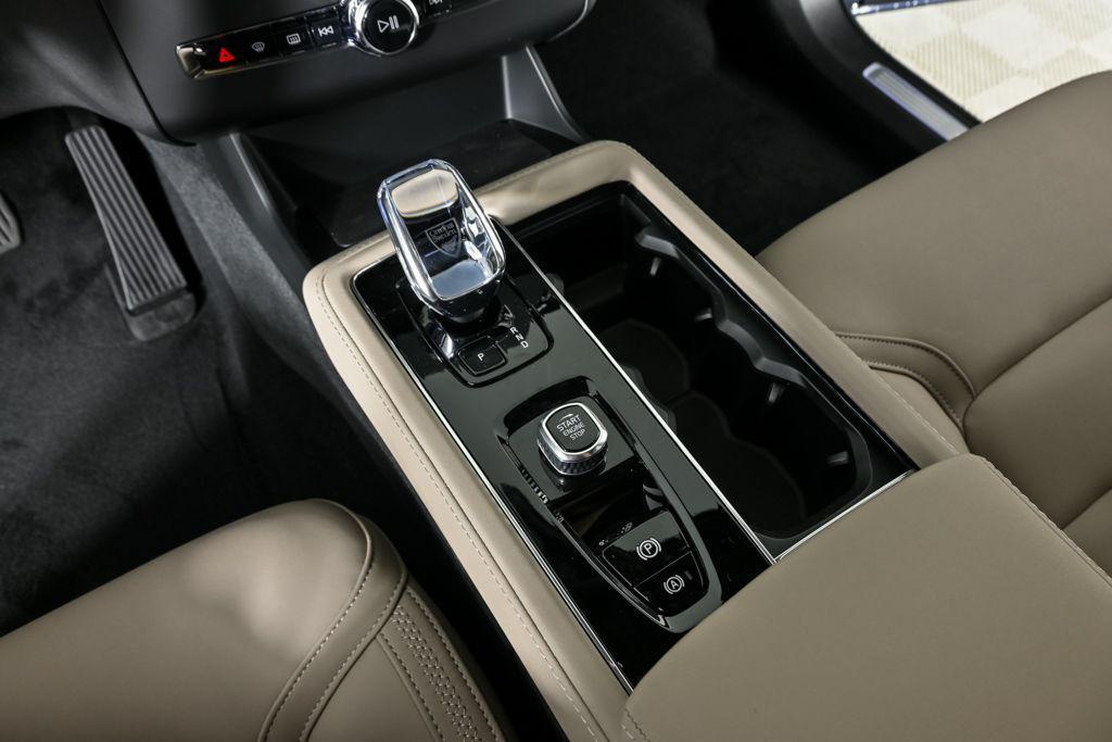 new 2026 Volvo XC90 car, priced at $71,825