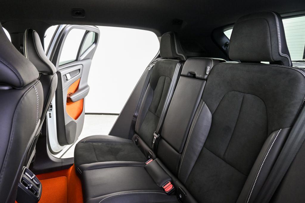 used 2019 Volvo XC40 car, priced at $20,121