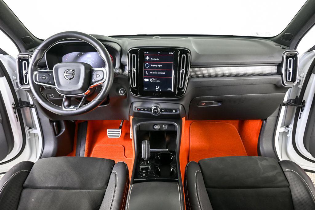 used 2019 Volvo XC40 car, priced at $20,121