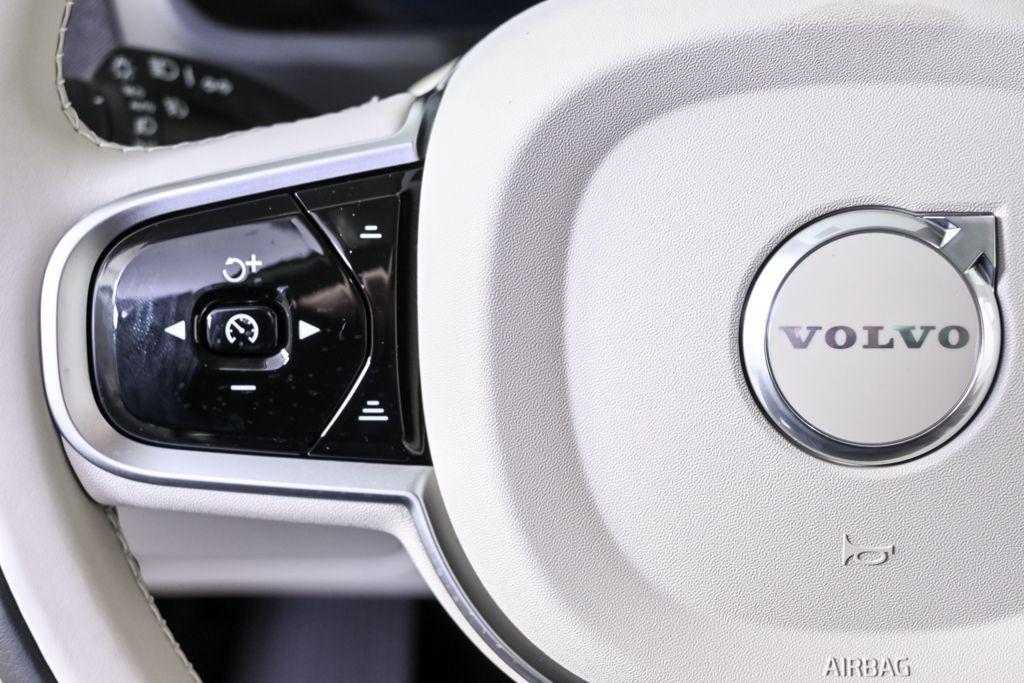 new 2026 Volvo XC90 car, priced at $75,155