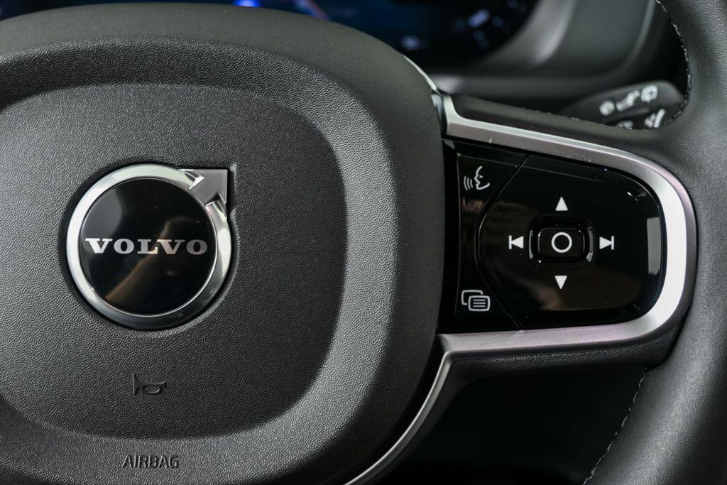 new 2026 Volvo XC90 car, priced at $80,155