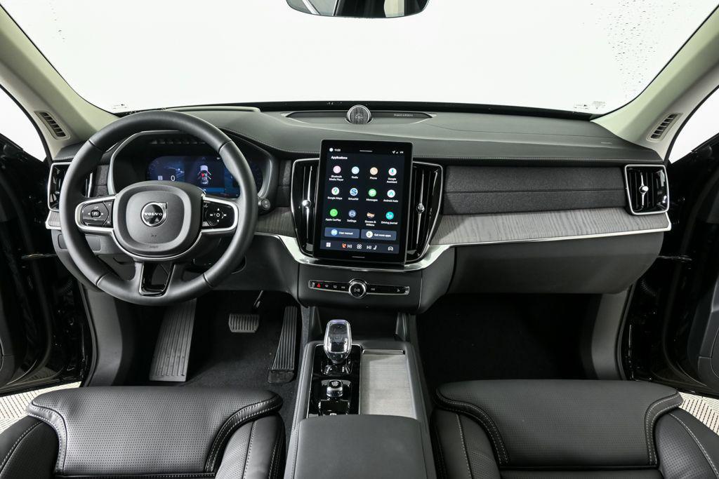 new 2026 Volvo XC90 car, priced at $80,155