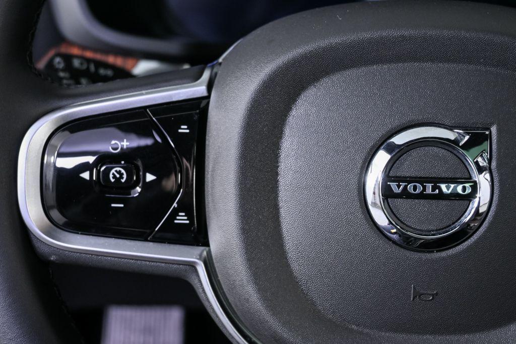 used 2025 Volvo V60 Cross Country car, priced at $39,054