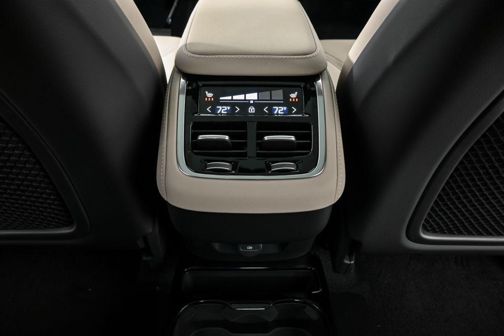 new 2026 Volvo XC90 car, priced at $71,525