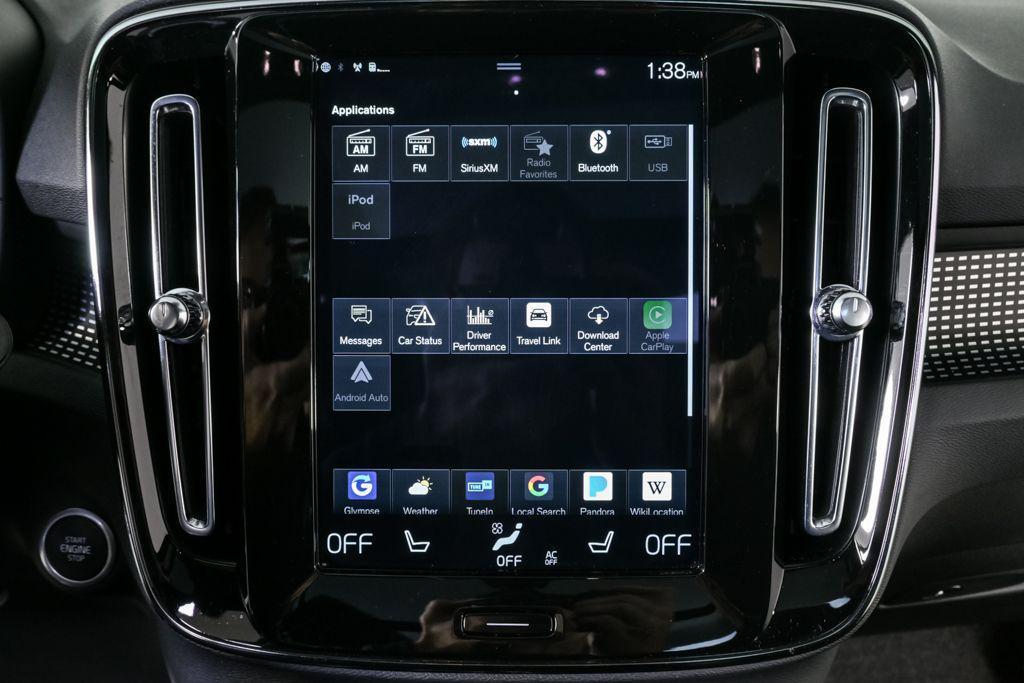 used 2021 Volvo XC40 car, priced at $22,306