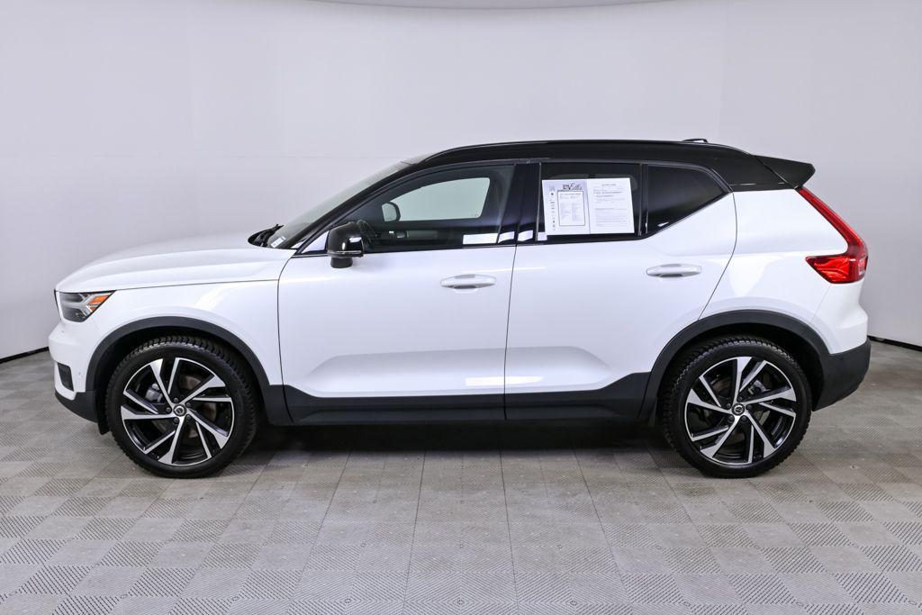 used 2021 Volvo XC40 car, priced at $22,306