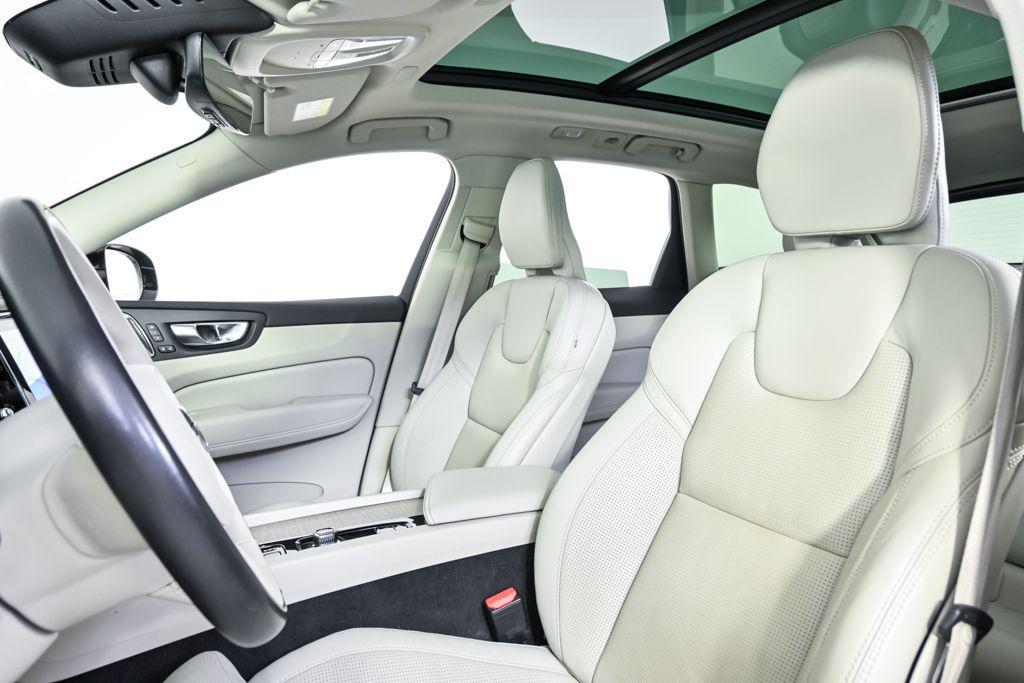 used 2023 Volvo XC60 car, priced at $34,944