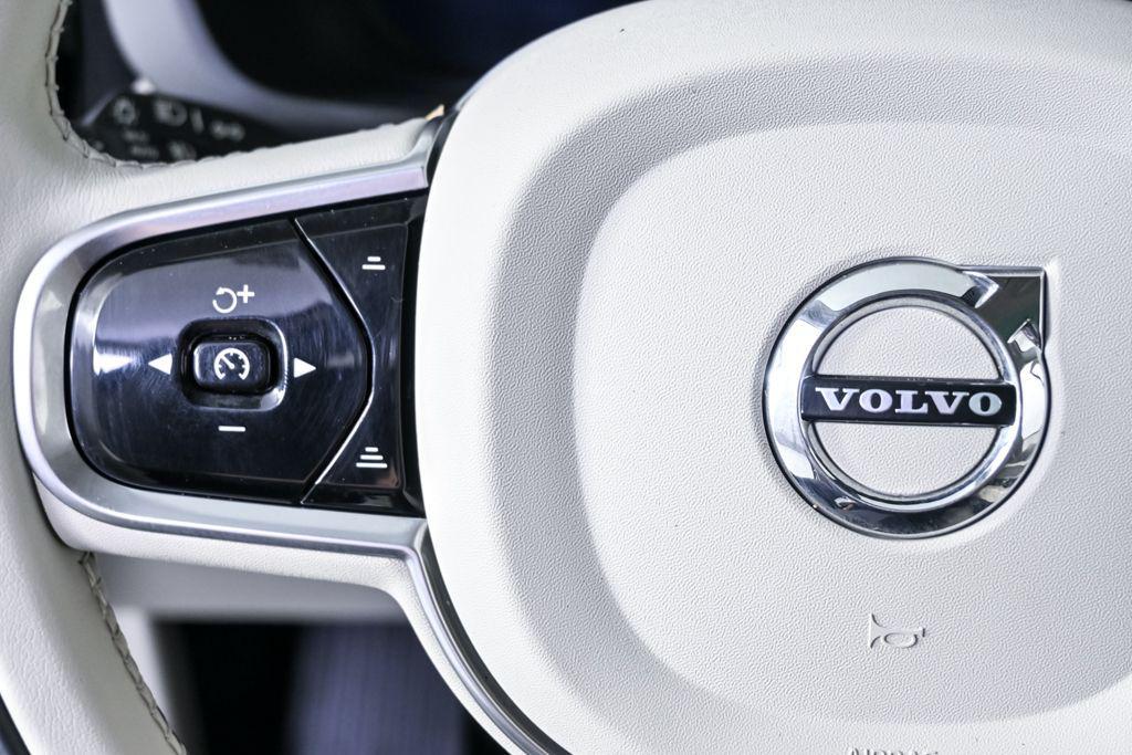 used 2023 Volvo XC60 car, priced at $35,681