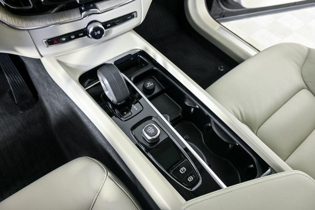 used 2023 Volvo XC60 car, priced at $35,681