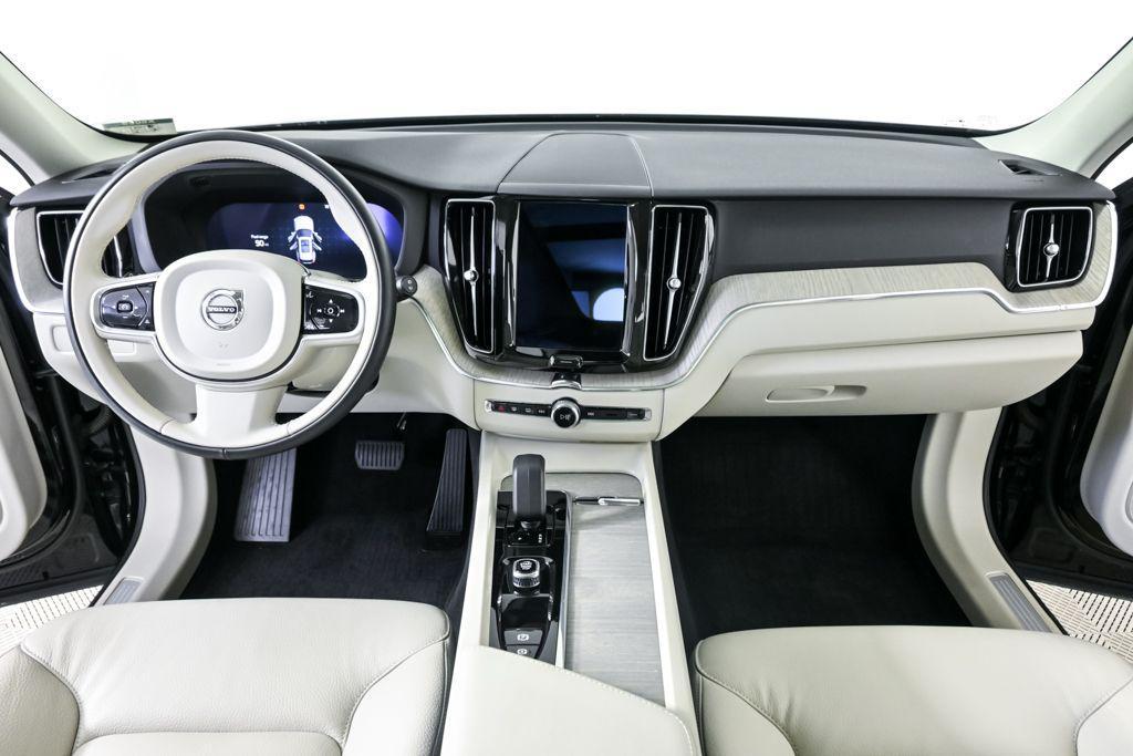 used 2023 Volvo XC60 car, priced at $35,681