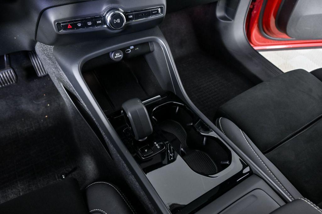 used 2023 Volvo C40 Recharge Pure Electric car, priced at $27,339