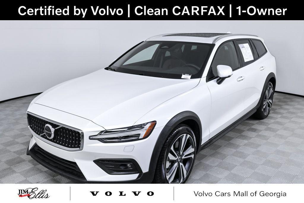 used 2025 Volvo V60 Cross Country car, priced at $37,919