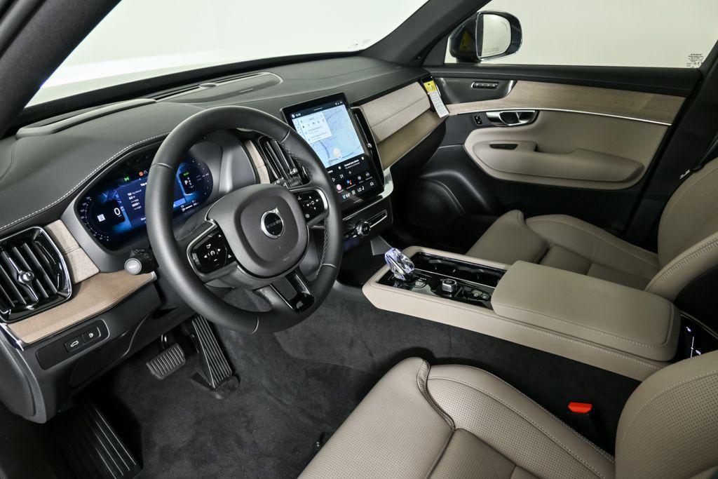 new 2026 Volvo XC90 Plug-In Hybrid car