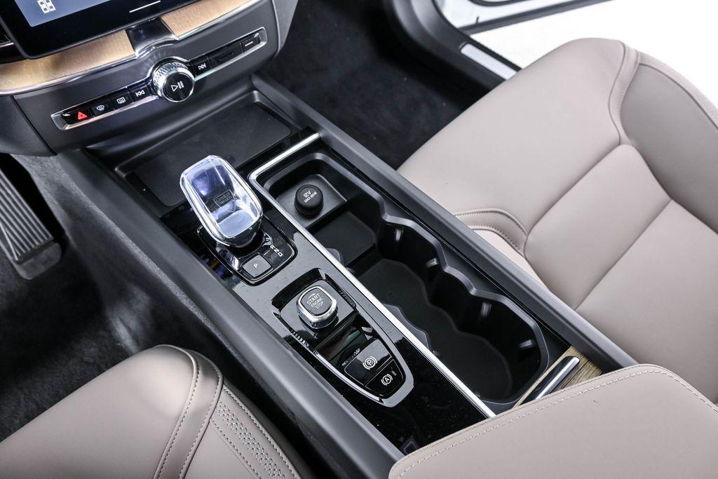 new 2026 Volvo XC60 car, priced at $58,154