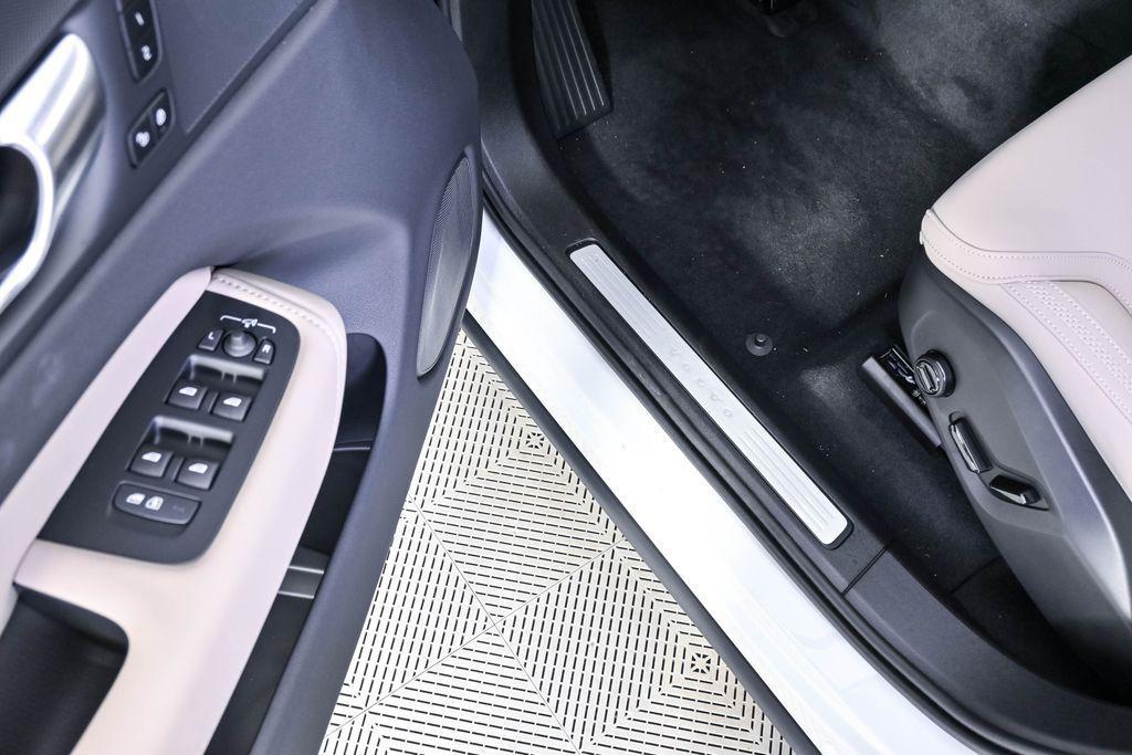 new 2026 Volvo XC60 car, priced at $58,154