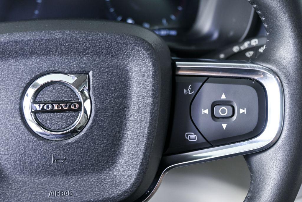 used 2019 Volvo XC40 car, priced at $21,980