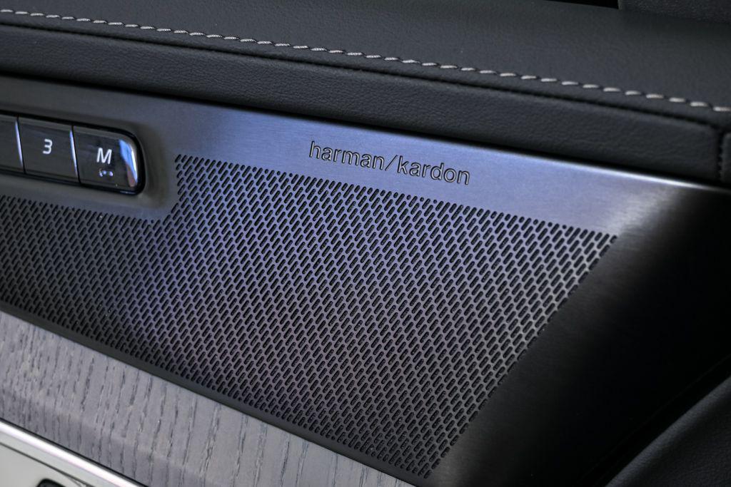 new 2026 Volvo XC90 car, priced at $75,155