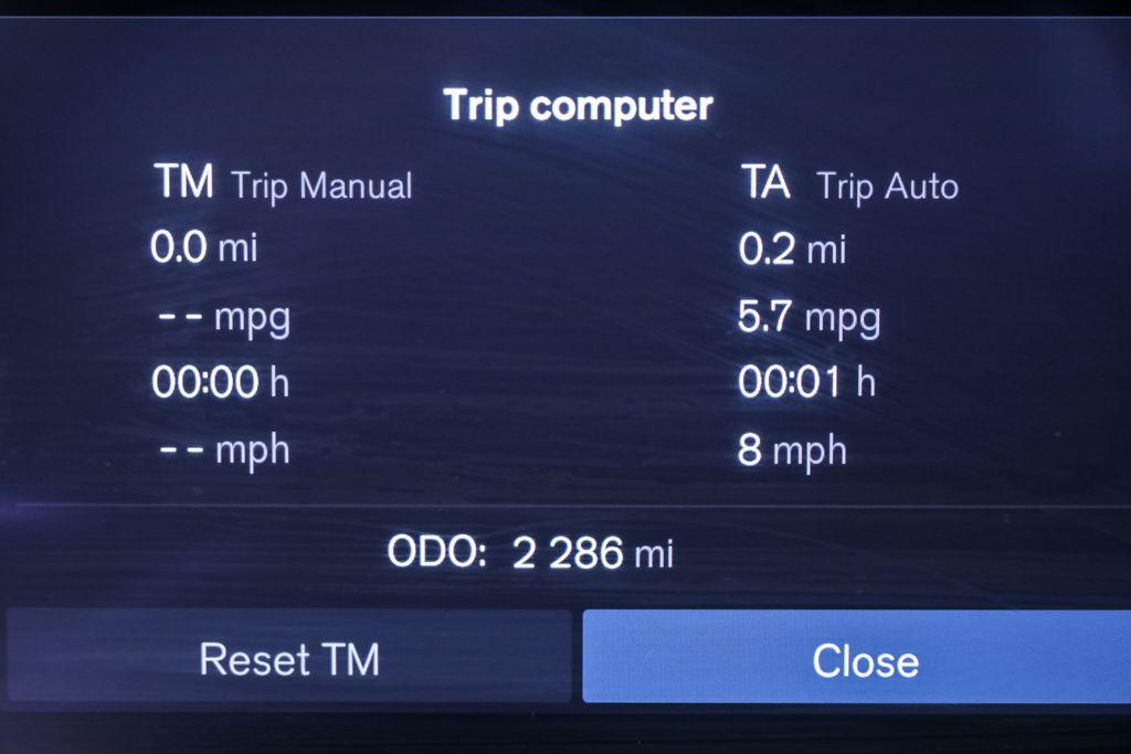 used 2025 Volvo XC40 car, priced at $38,526