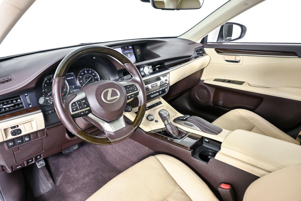 used 2016 Lexus ES 350 car, priced at $24,672