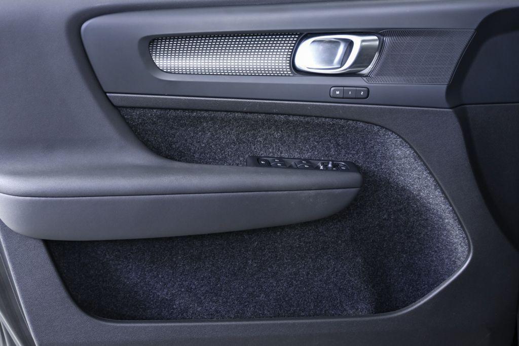 used 2025 Volvo XC40 car, priced at $30,969