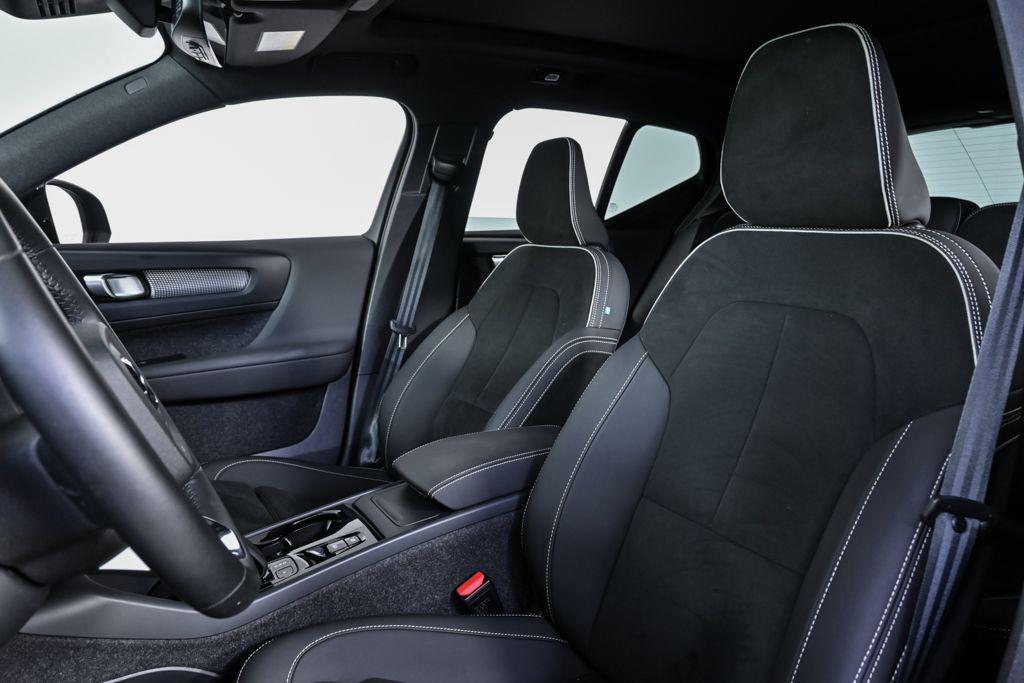 used 2025 Volvo XC40 car, priced at $30,969