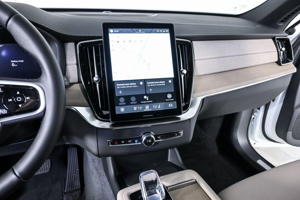 new 2026 Volvo XC90 Plug-In Hybrid car, priced at $81,875