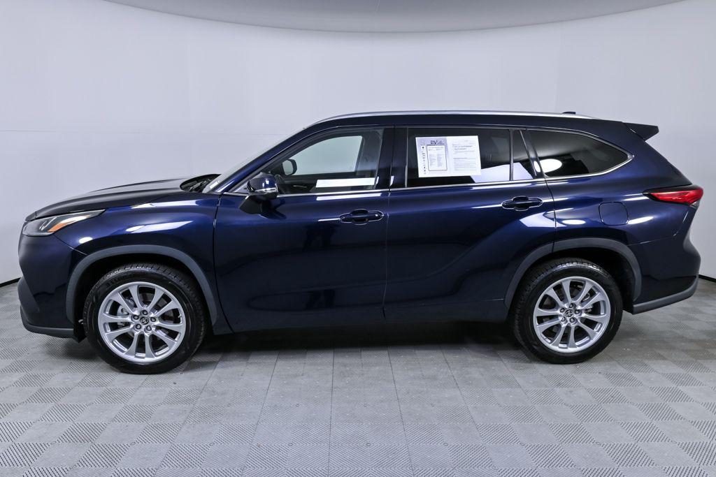 used 2021 Toyota Highlander car, priced at $26,874