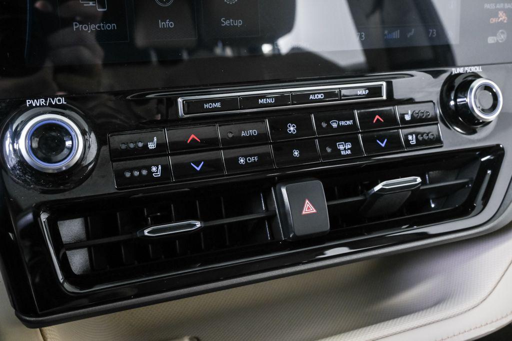 used 2021 Toyota Highlander car, priced at $26,874