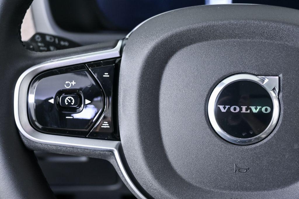 new 2026 Volvo XC90 Plug-In Hybrid car, priced at $85,745