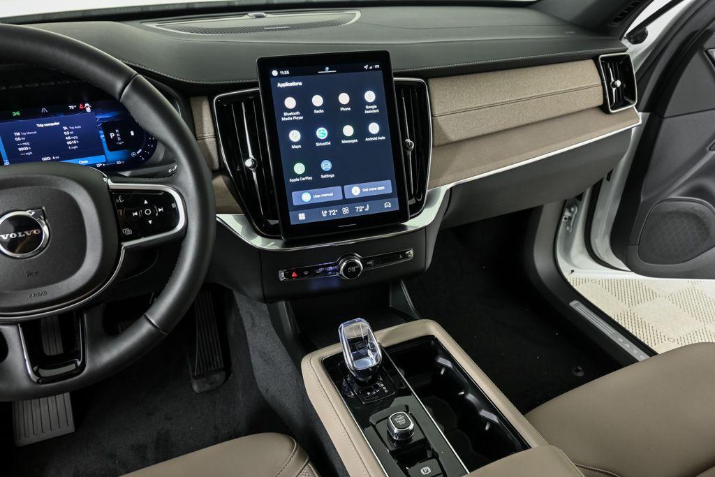 new 2026 Volvo XC90 car, priced at $71,825