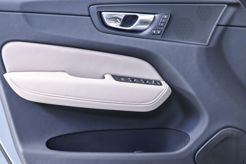 new 2026 Volvo XC60 car, priced at $51,845