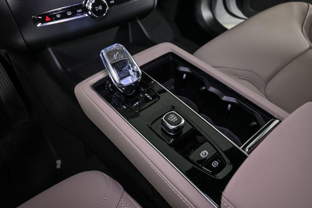 new 2026 Volvo XC90 car, priced at $67,275