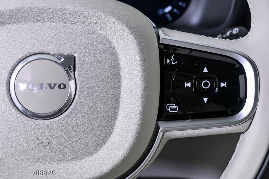new 2026 Volvo XC90 car, priced at $75,155