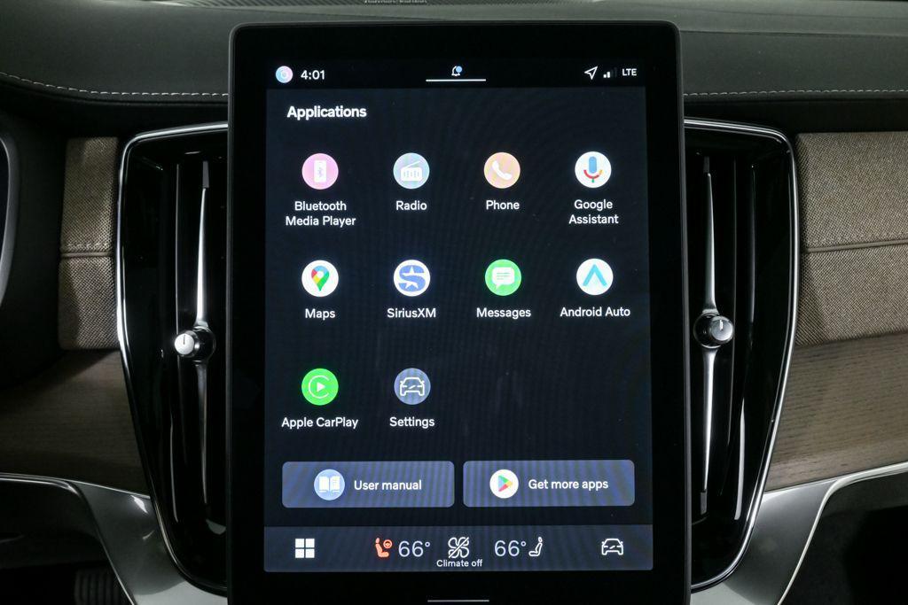 new 2026 Volvo XC90 Plug-In Hybrid car