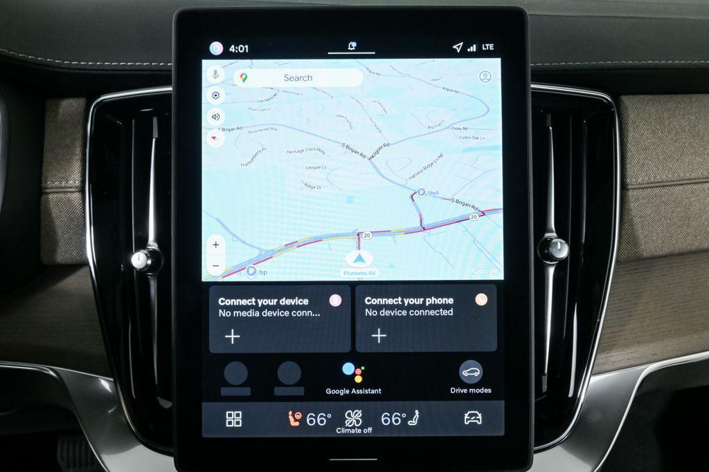 new 2026 Volvo XC90 Plug-In Hybrid car