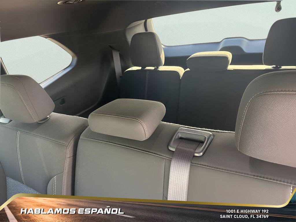 used 2025 GMC Acadia car, priced at $30,899