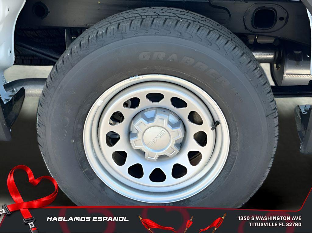 new 2026 GMC Sierra 1500 car, priced at $39,115