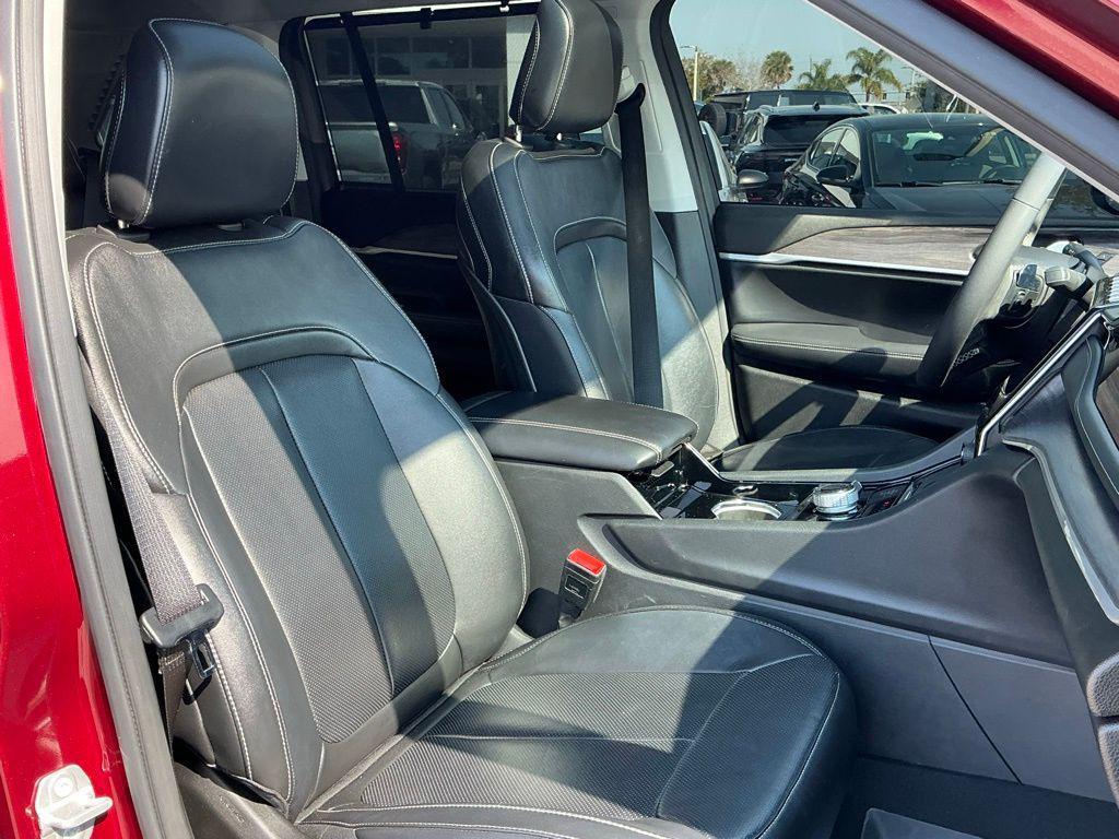 used 2023 Jeep Grand Cherokee 4xe car, priced at $25,995