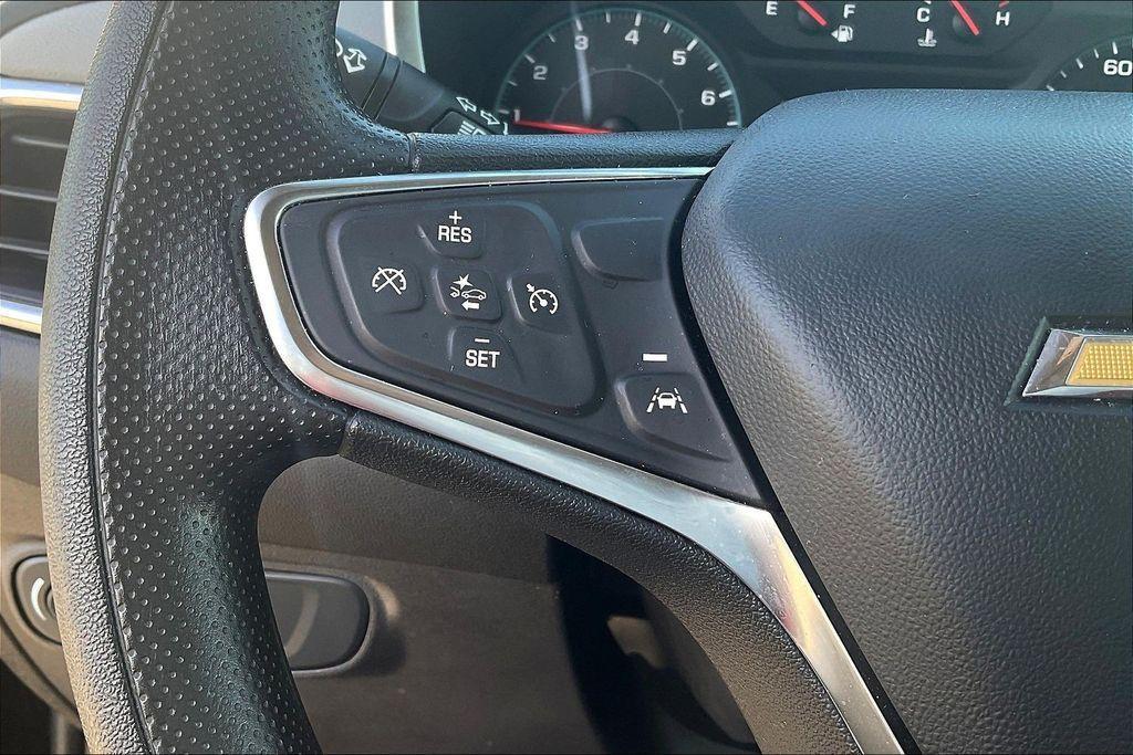used 2024 Chevrolet Equinox car, priced at $18,995