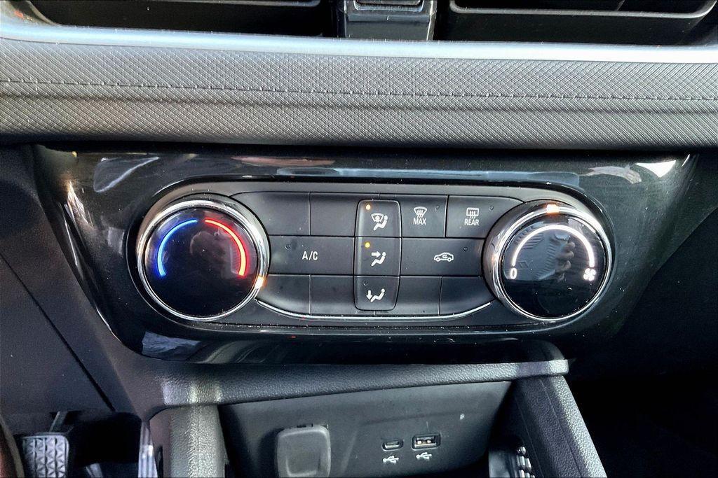 used 2024 Chevrolet TrailBlazer car, priced at $20,996