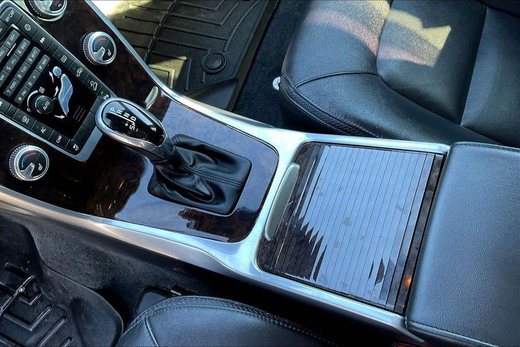 used 2016 Volvo XC70 car, priced at $12,920