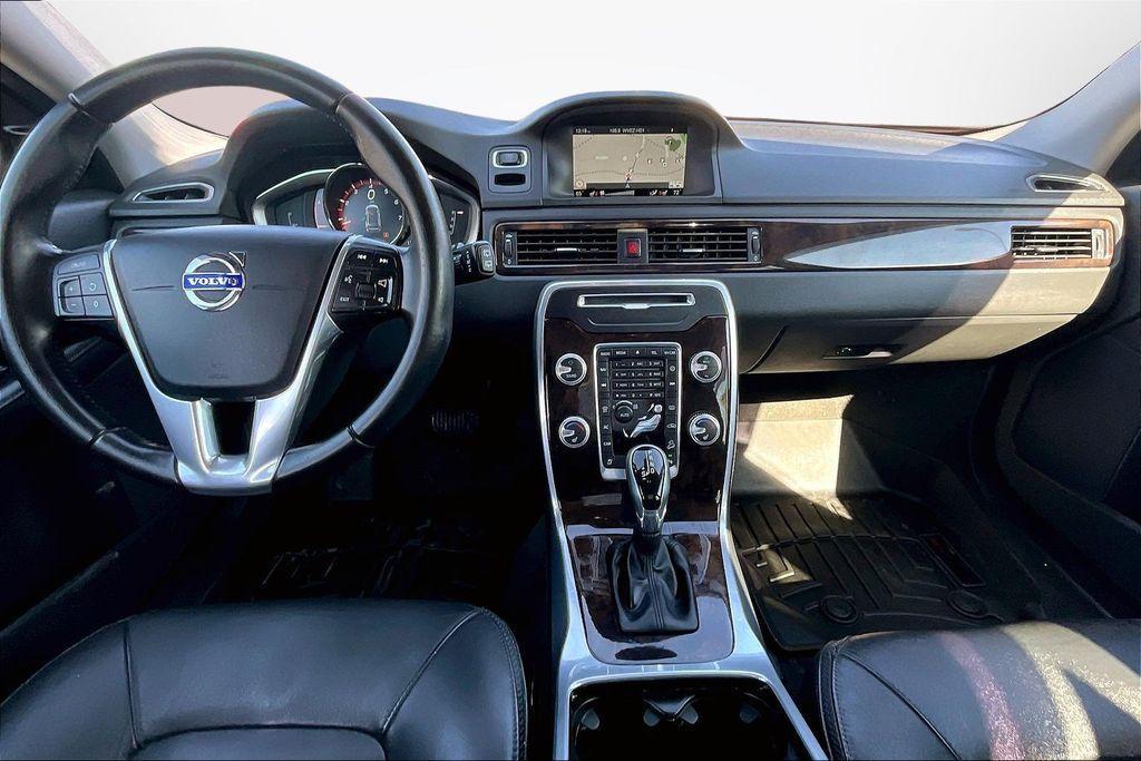 used 2016 Volvo XC70 car, priced at $12,920